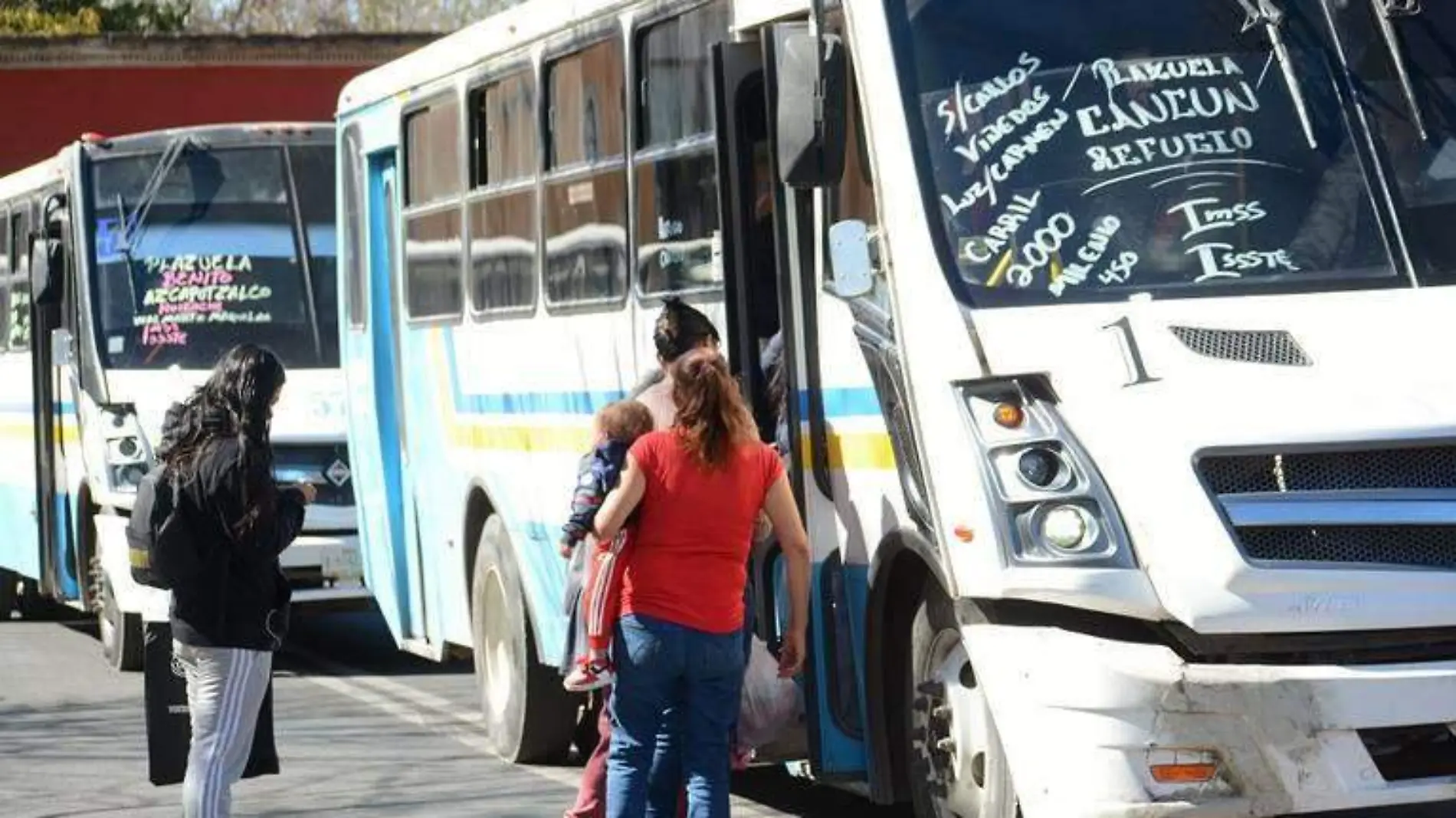 Urge revisar tarifas del transporte público_ CTM